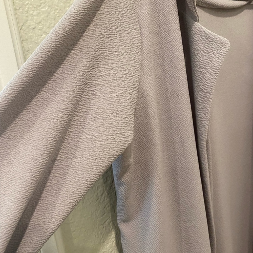 Grey Duster - Picture 2 of 2